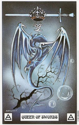 Dragon Tarot. Аркан Королева Мечей.